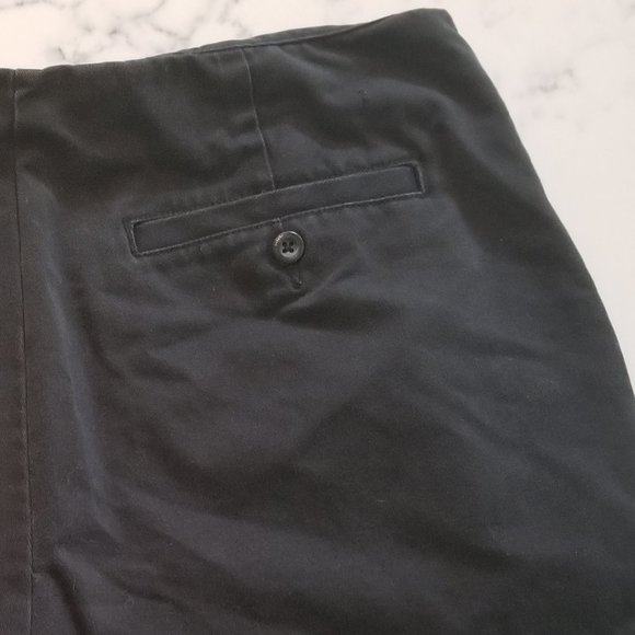 Eddie  Bauer Signature Twill Shorts - Size 10 - Picture 3 of 7